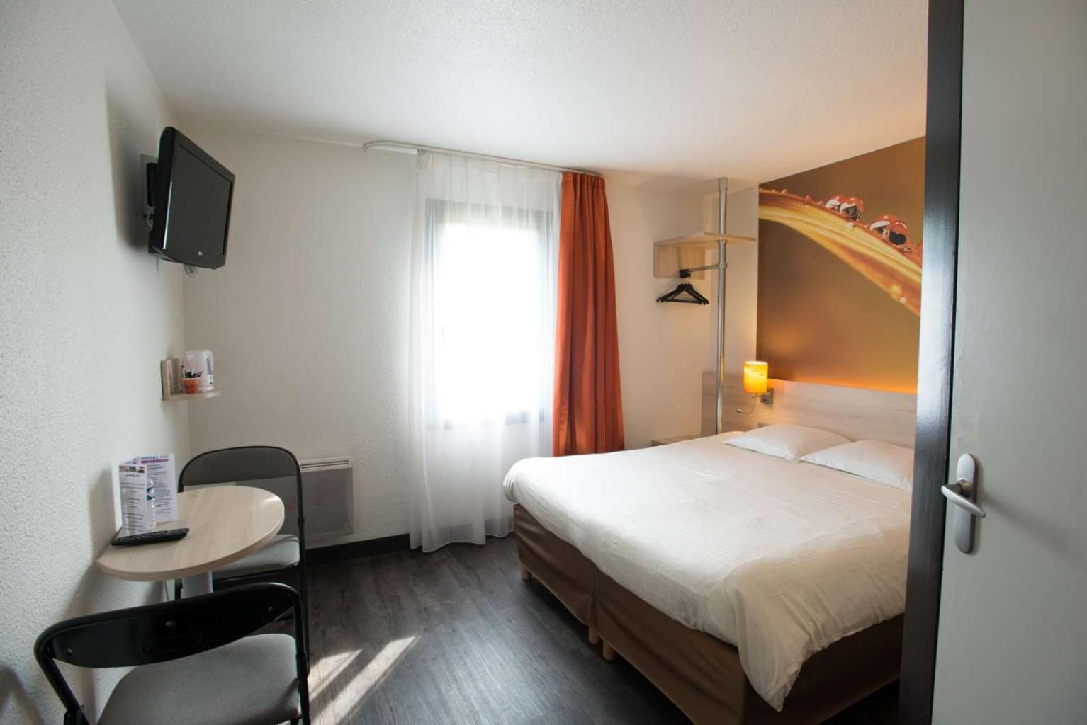 Hotel Brit Essentiel De