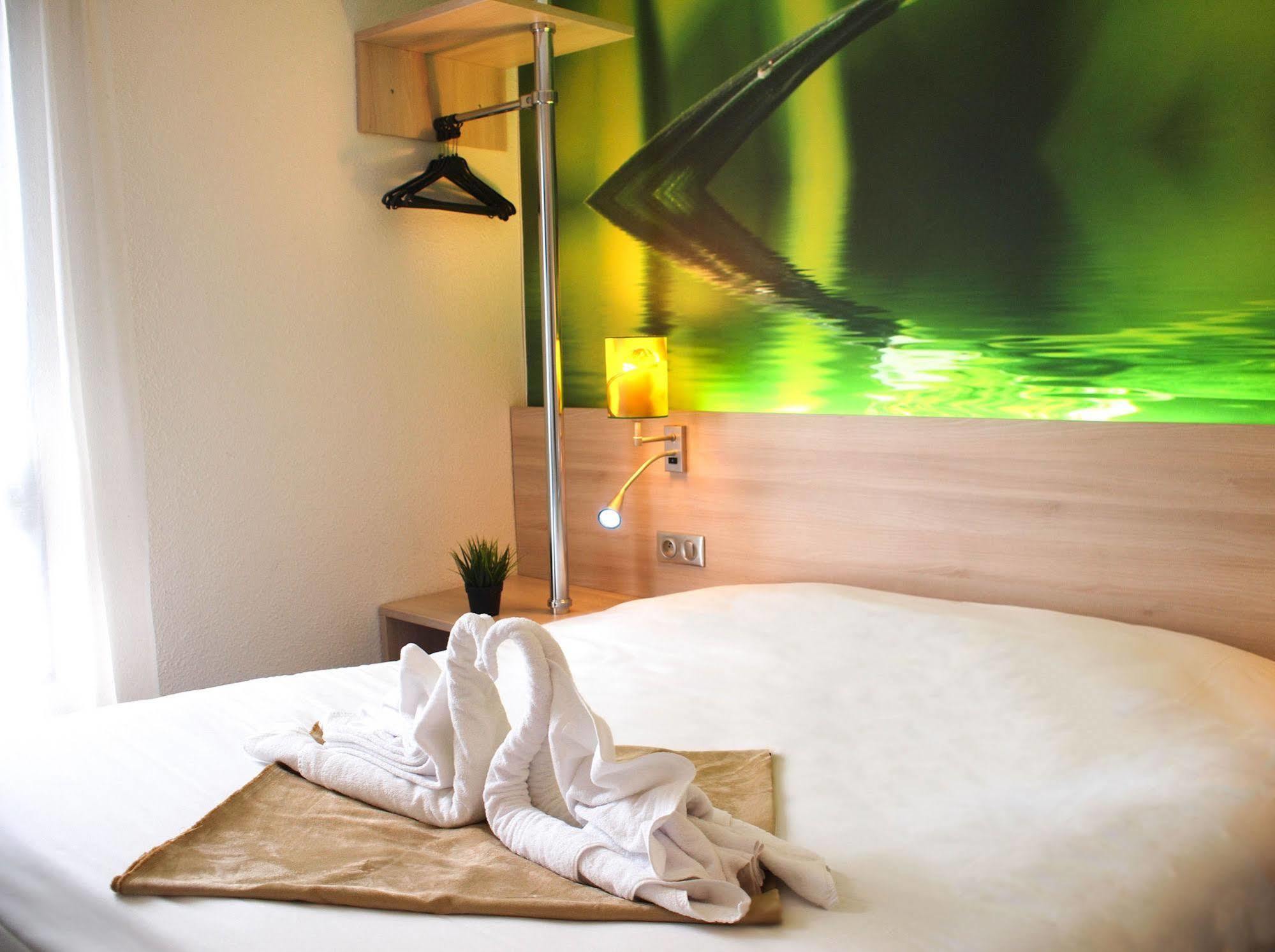 Hotel Brit Essentiel De